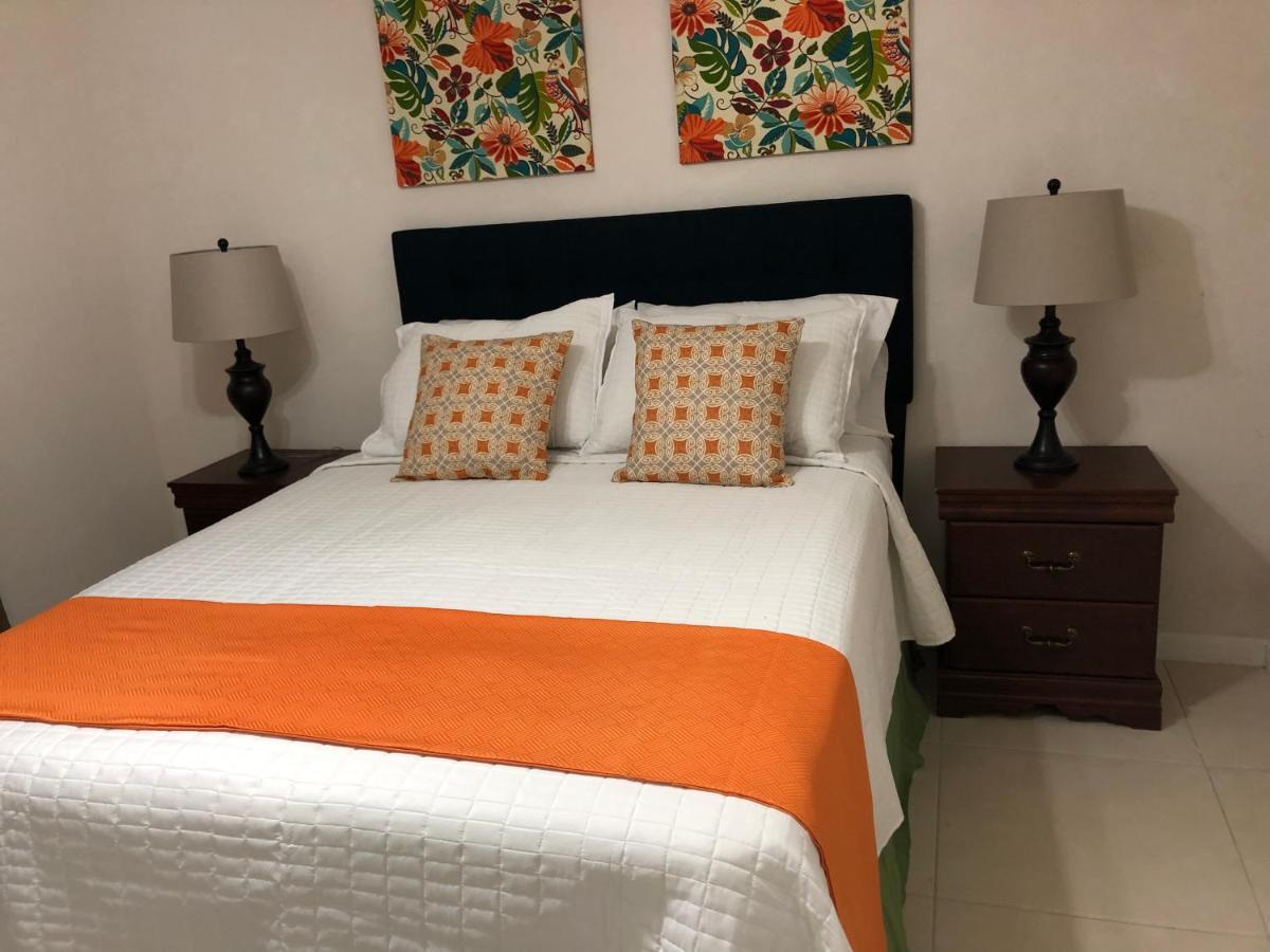 Anna'S Joye Chatham Montego Bay Luaran gambar